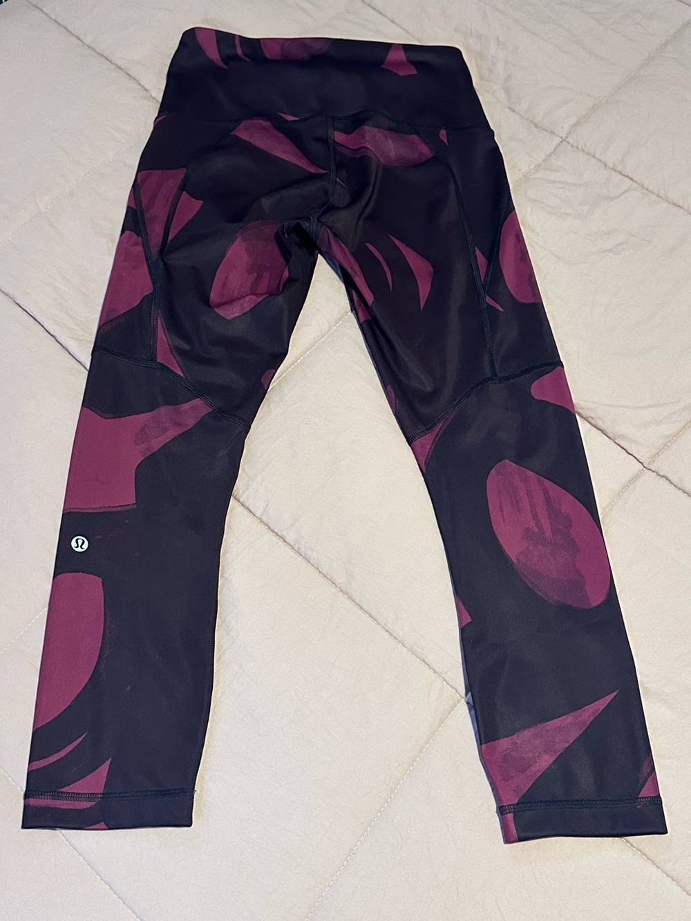 lululemon athletica All Sport Crop Leggings, Size 4, 21”